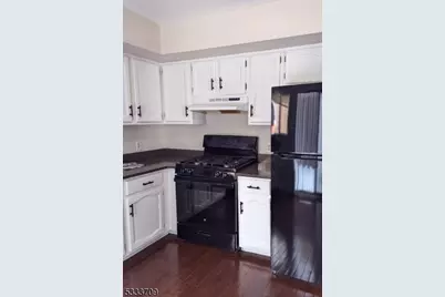 46 Bennington Sq, Washington Township, NJ 07840 - Photo 7