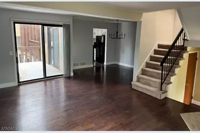 46 Bennington Sq, Washington Township, NJ 07840 - Photo 3