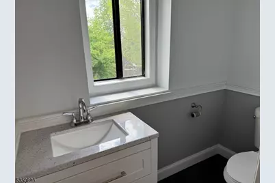 46 Bennington Sq, Washington Township, NJ 07840 - Photo 11