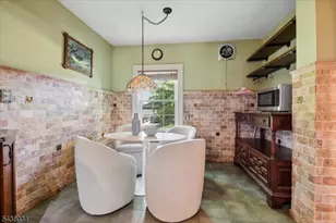 18 Burroughs Way, Maplewood, NJ 07040 - Photo 13