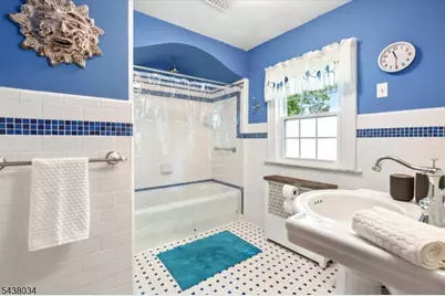 18 Burroughs Way, Maplewood, NJ 07040 - Photo 23