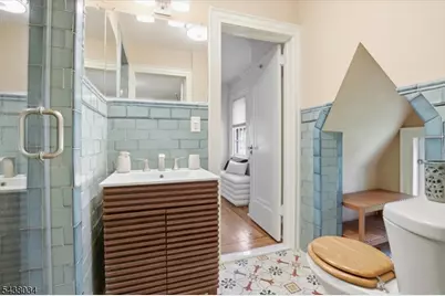 18 Burroughs Way, Maplewood, NJ 07040 - Photo 17