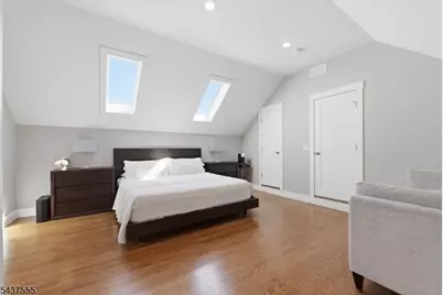 307 N Farview Ave, Paramus, NJ 07652 - Photo 21