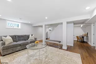 307 N Farview Ave, Paramus, NJ 07652 - Photo 33
