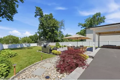 307 N Farview Ave, Paramus, NJ 07652 - Photo 39