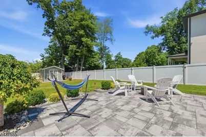 307 N Farview Ave, Paramus, NJ 07652 - Photo 43