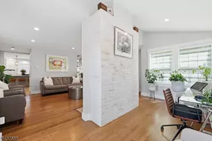 307 N Farview Ave, Paramus, NJ 07652 - Photo 19