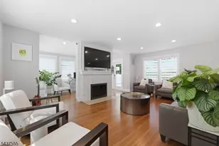 307 N Farview Ave, Paramus, NJ 07652 - Photo 13