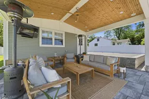 307 N Farview Ave, Paramus, NJ 07652 - Photo 41