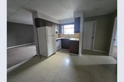 573 Van Houten Ave #3, Clifton, NJ 07013 - Photo 7