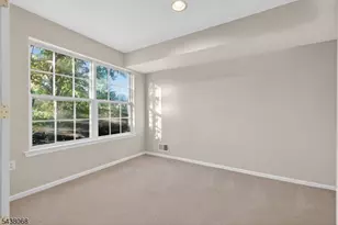 27 Woodlake Dr, Sayreville, NJ 08859 - Photo 7