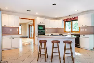 25 Wood Chase Ln, Kinnelon, NJ 07405 - Photo 9