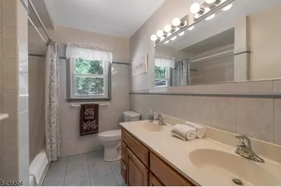 78 Bernard St, Branchburg Township, NJ 08876 - Photo 23