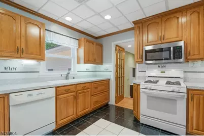 78 Bernard St, Branchburg Township, NJ 08876 - Photo 17