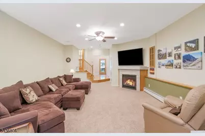 78 Bernard St, Branchburg Township, NJ 08876 - Photo 9