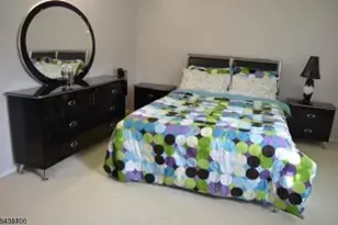 8 Stockton Ct, Parsippany, NJ 07950 - Photo 13