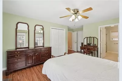2 Caleb Ct, Hardyston Township, NJ 07419 - Photo 17
