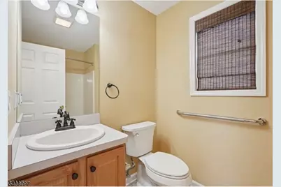 2 Caleb Ct, Hardyston Township, NJ 07419 - Photo 13