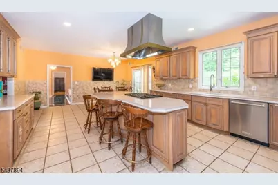 5 Raine Tree Ct, Kinnelon, NJ 07405 - Photo 15