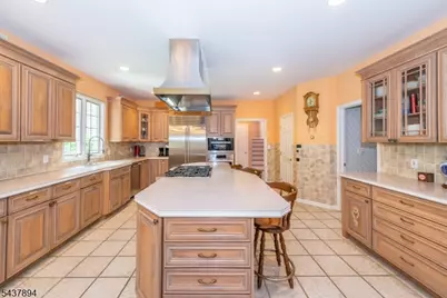 5 Raine Tree Ct, Kinnelon, NJ 07405 - Photo 13