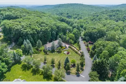 5 Raine Tree Ct, Kinnelon, NJ 07405 - Photo 39