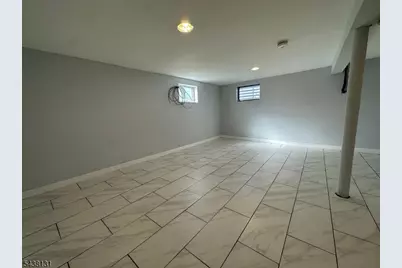 300 New Jersey Ave, Union Township, NJ 07083 - Photo 17