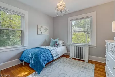 40 Comley Pl, Bloomfield, NJ 07003 - Photo 21