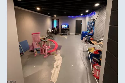 697 1/2 N 5th St, Newark, NJ 07107 - Photo 11