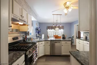 9 Lane Rd, Hillsborough Township, NJ 08844 - Photo 25