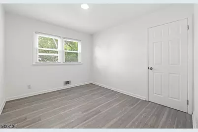 74 Barbara St, Bloomfield, NJ 07003 - Photo 7