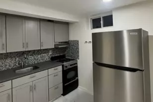 7 Circle Ave, Paterson, NJ 07522 - Photo 3