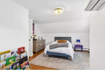 329 Maplewood Ave, Kenilworth, NJ 07033 - Photo 19