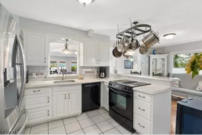 64 E Shore Trl, Sparta Township, NJ 07871 - Photo 17