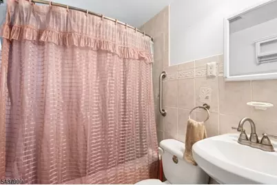 346 Farley Ave, Scotch Plains Township, NJ 07076 - Photo 13