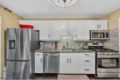 4843 Bloomingdale Dr, Hillsborough Township, NJ 08844 - Photo 17