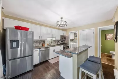 4843 Bloomingdale Dr, Hillsborough Township, NJ 08844 - Photo 15