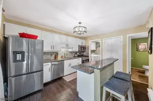 4843 Bloomingdale Dr, Hillsborough Township, NJ 08844 - Photo 15