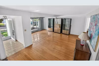 489 Maple Ave, Teaneck Township, NJ 07666 - Photo 5