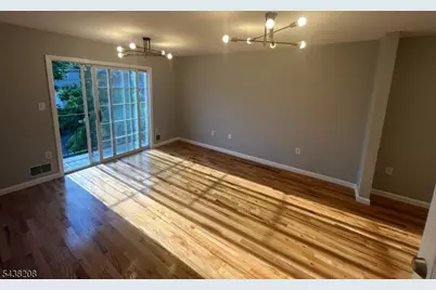 884 S 17th St #1, Newark, NJ 07108 - Photo 5