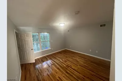 884 S 17th St #1, Newark, NJ 07108 - Photo 13