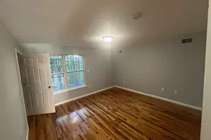 884 S 17th St, Newark, NJ 07108 - Photo 13