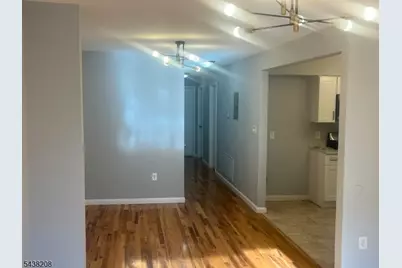 884 S 17th St #1, Newark, NJ 07108 - Photo 15