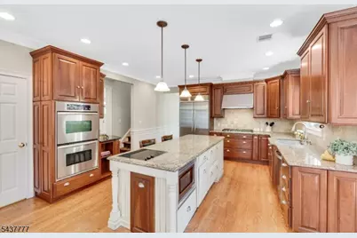5 Willow Way, Florham Park, NJ 07932 - Photo 11