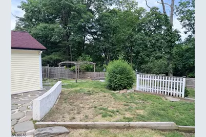 3 Adams Trl, Hopatcong, NJ 07843 - Photo 9