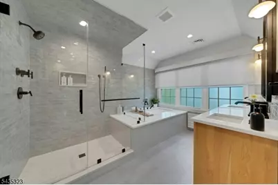 9 Parkway, Montclair, NJ 07042 - Photo 29