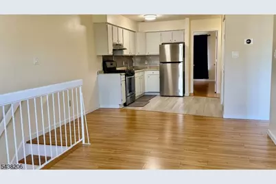 421 Draco Rd, Piscataway Township, NJ 08854 - Photo 5