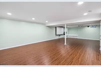 91 Patriot Hill Dr, Bernards Township, NJ 07920 - Photo 19