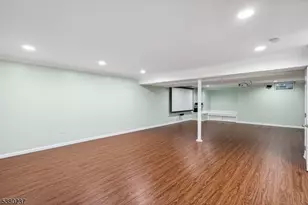91 Patriot Hill Dr, Bernards Township, NJ 07920 - Photo 19
