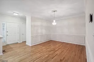 91 Patriot Hill Dr, Bernards Township, NJ 07920 - Photo 3