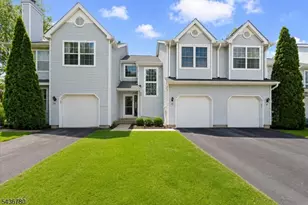 22 Willow Ci, Hamburg, NJ 07419 - Photo 1
